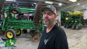 Hitching up the John Deere 2660VT